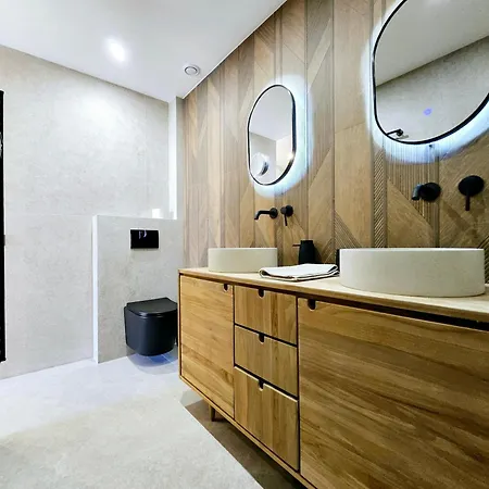 Le Dotec Mediterraneen - Triplex Dans Le Vieil אנטיב