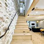 Lägenhet Le Dotec Mediterraneen - Triplex Dans Le Vieil