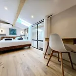 Le Dotec Mediterraneen - Triplex Dans Le Vieil Antibes