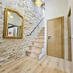 Le Dotec Mediterraneen - Triplex Dans Le Vieil * Antibes