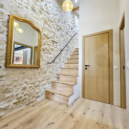 Le Dotec Méditerranéen - Triplex Dans Le Vieil * Antibes